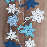 crochet pattern for a snowflake ornament