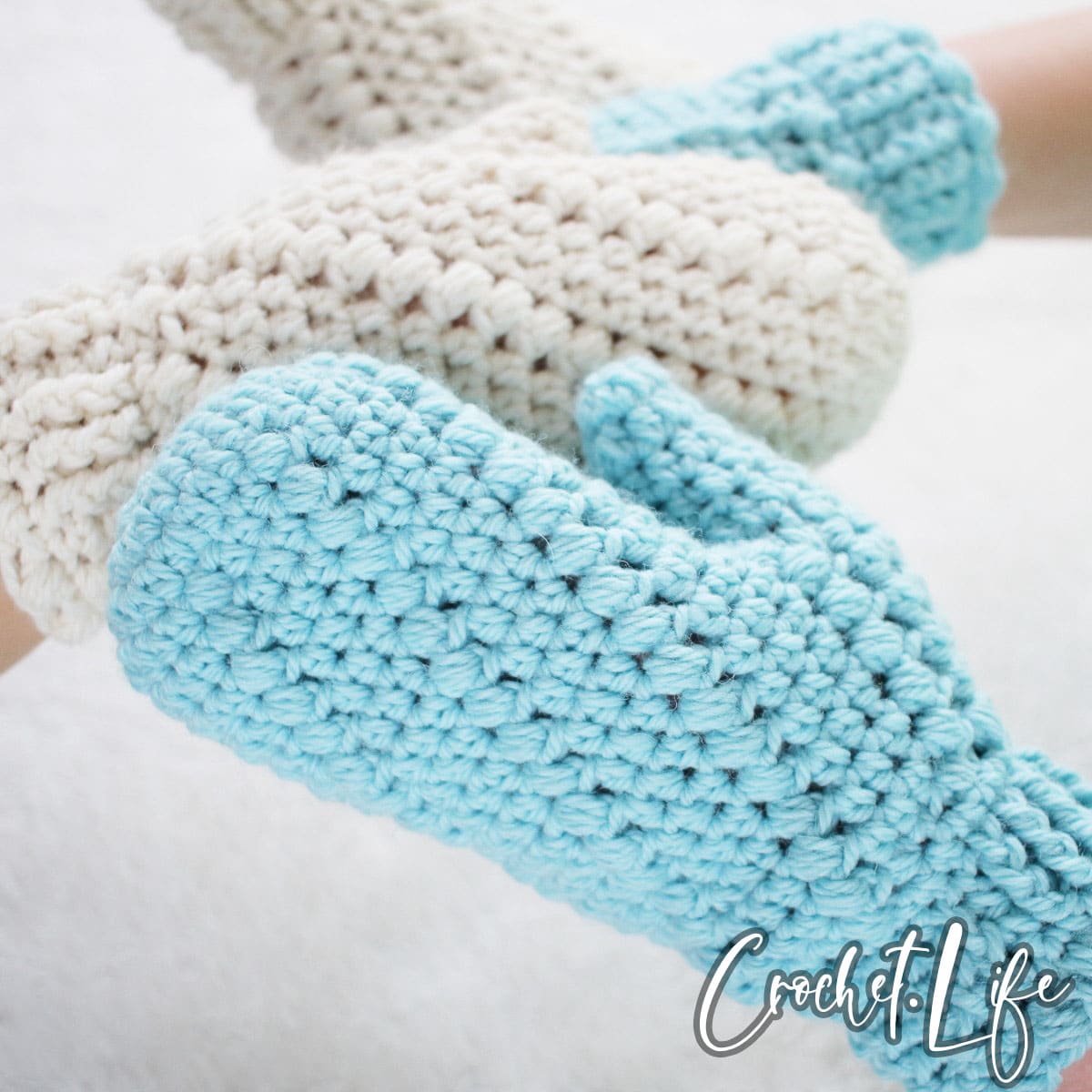 crochet pattern for teen-sized mittens
