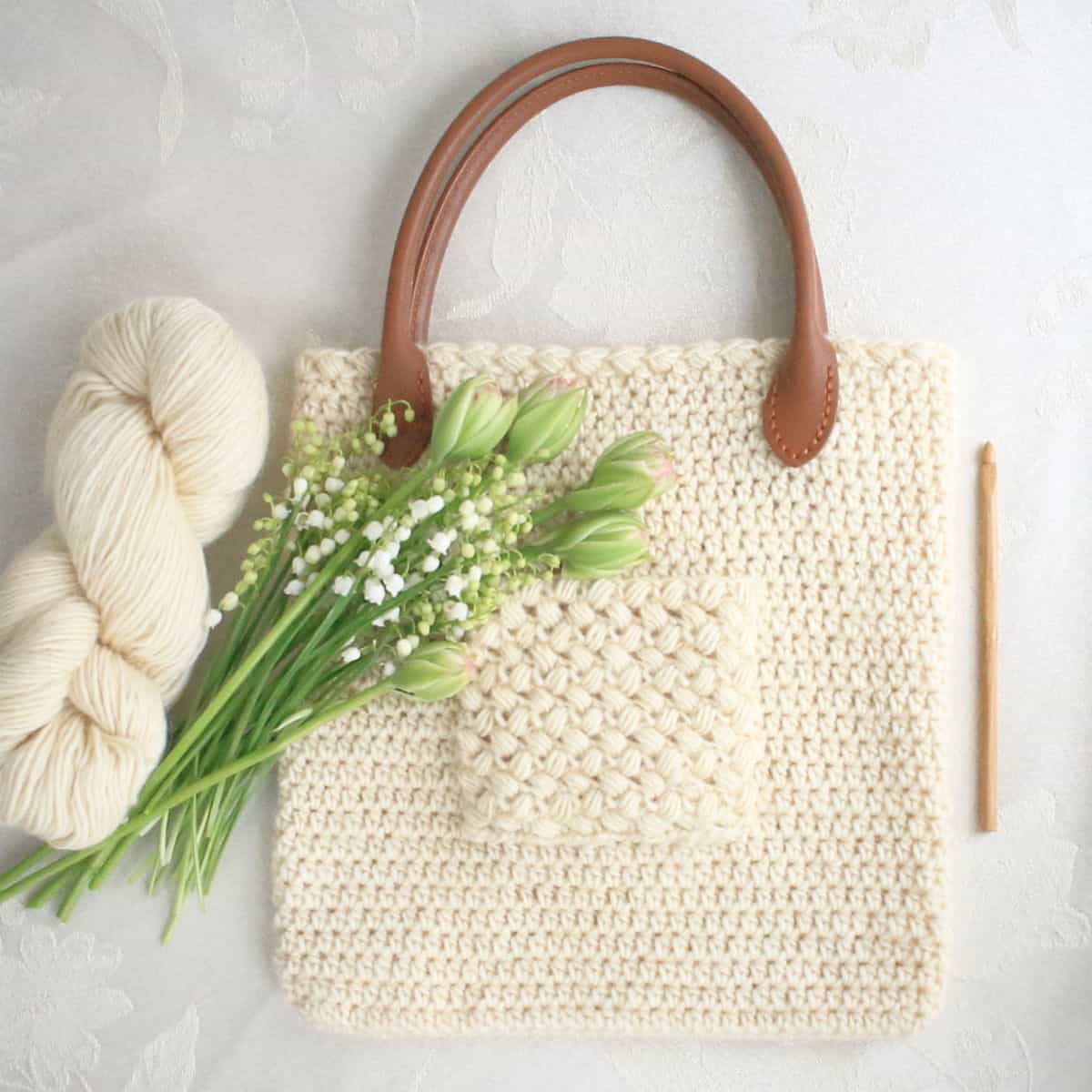 Eligere Bag with Pocket and Spring Flowers