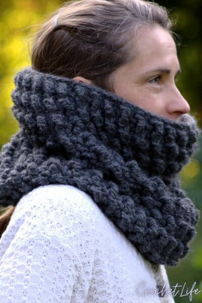 The Chrysalis Thick and Cozy Crochet Cowl Pattern - Crochet Life