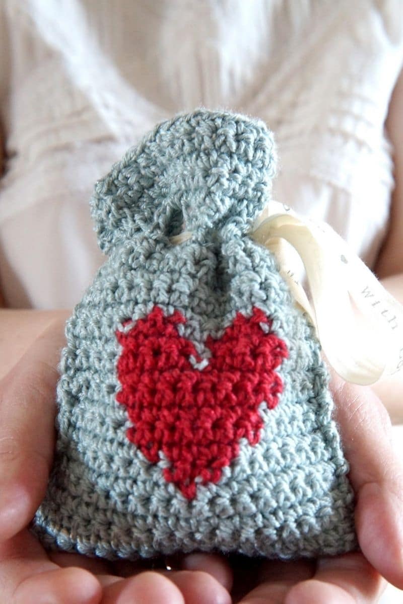 Crochet heart bag