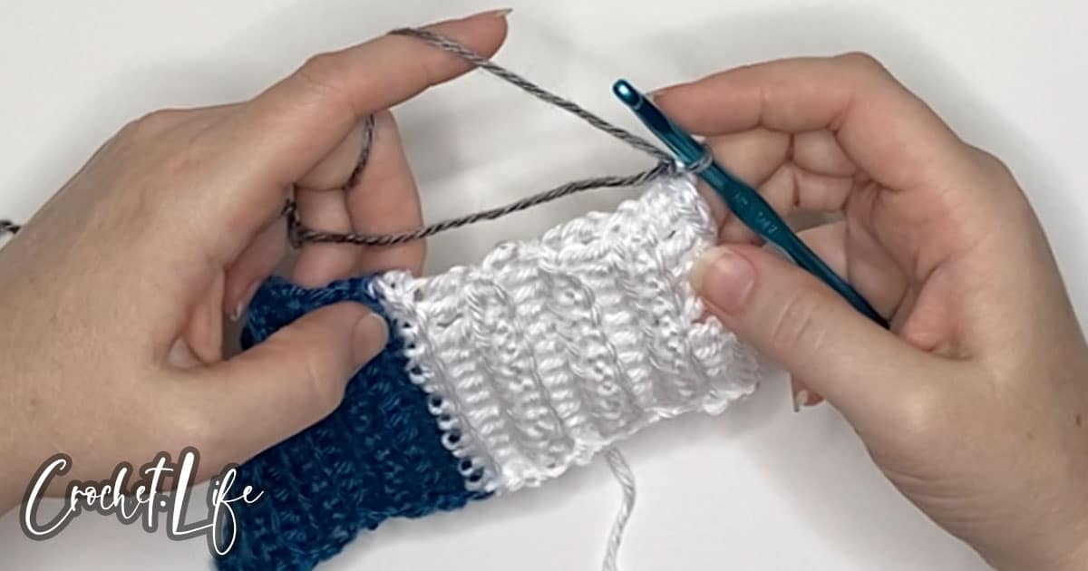 crochet pattern for a Mug Wrap