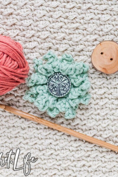 easy flower crochet pattern