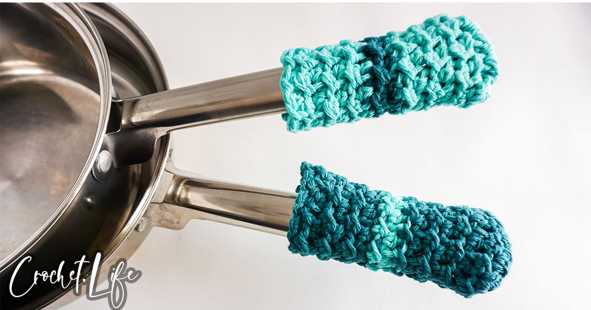 https://cdn.crochet.life/wp-content/uploads/2022/02/pot-holder-cozy-free-crochet-pattern-Horizontal2.jpg