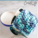 free ice cream cozy crochet pattern with text which reads pint cozy free crochet pattern