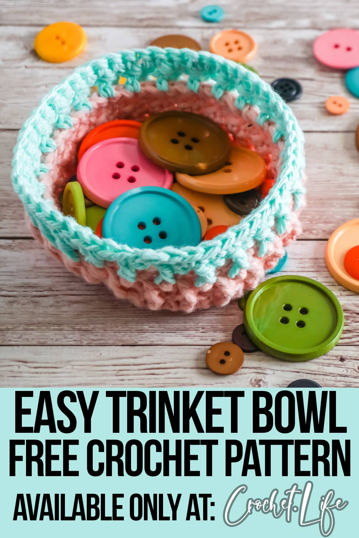 easy bowl pattern for crochet with text which reads trinket bowl crochet pattern available at crochet life