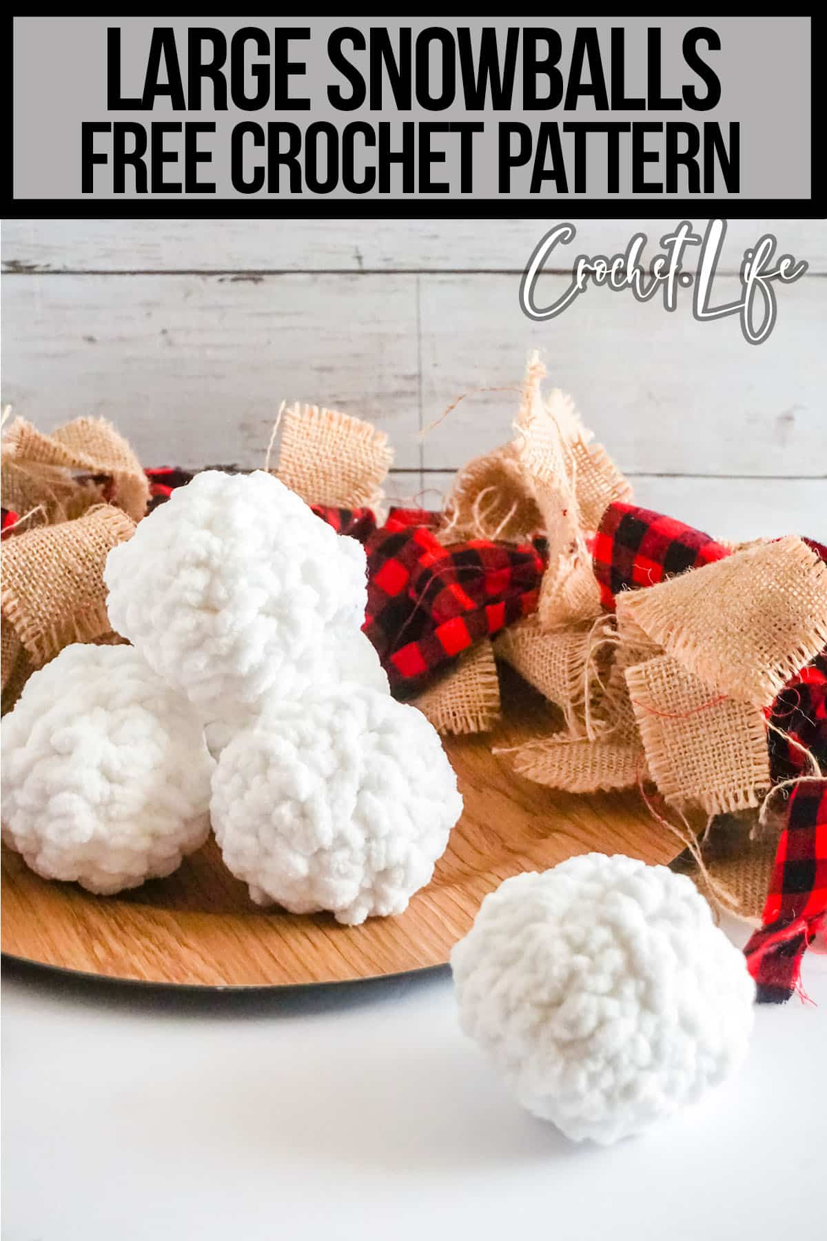 crochet snow ball pattern with text which reads large snowball free crochet pattern