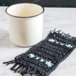 easy crochet pattern for a mug rug