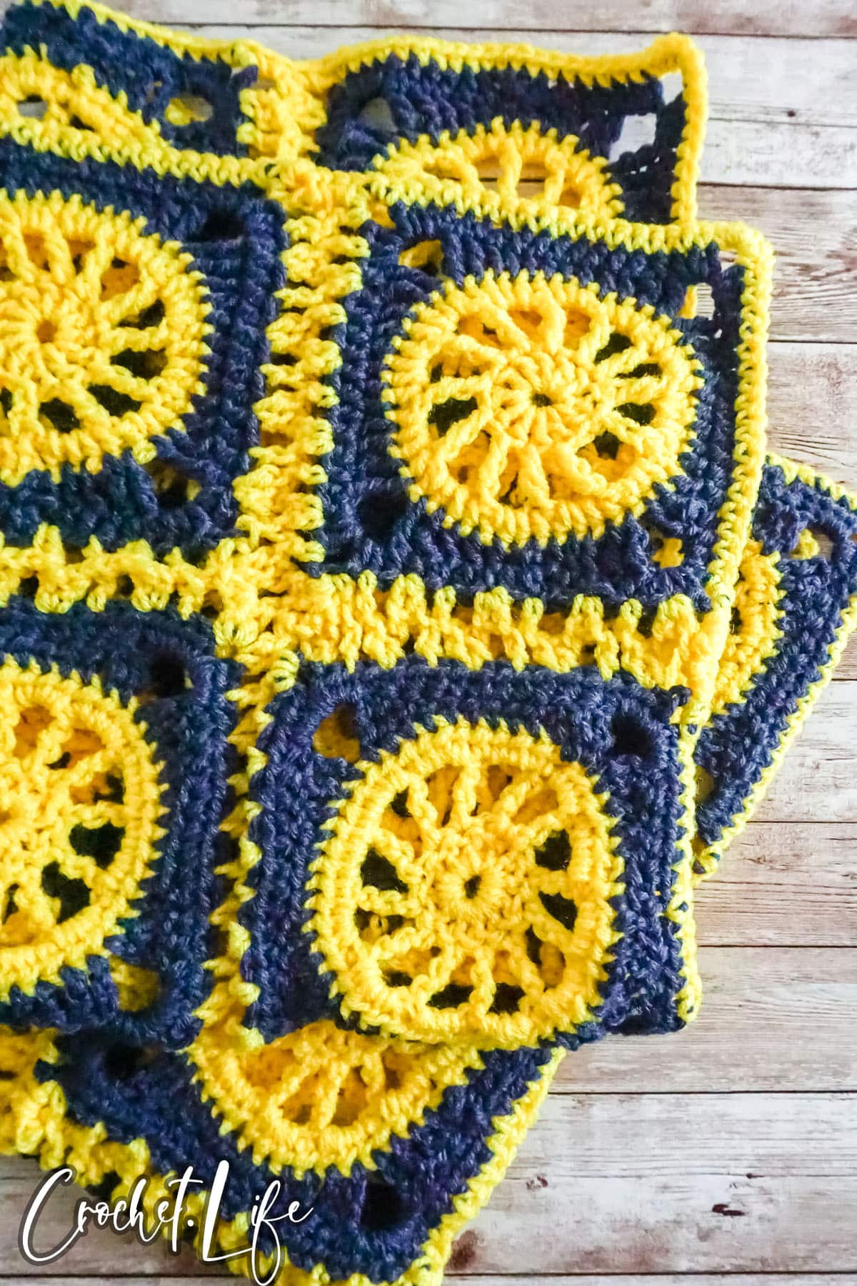 crochet pattern for a granny square blanket