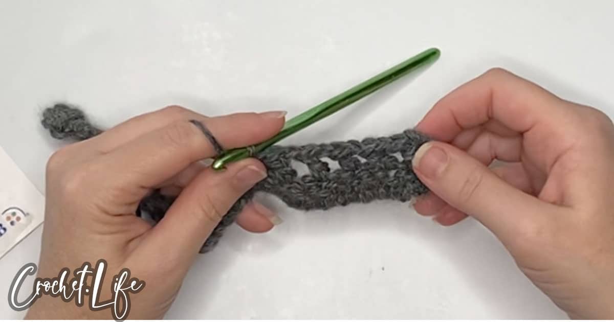 how to start the pattern for a one hour cowl free crochet pattern
