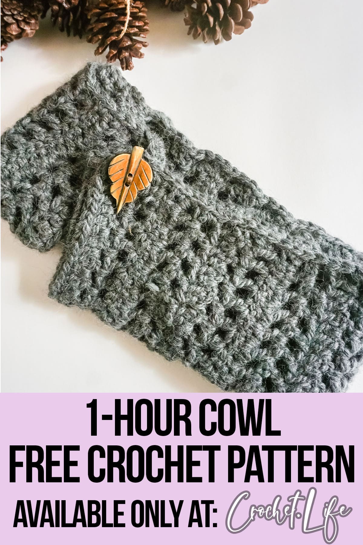 simple cowl crochet pattern with text which reads one hour cowl free crochet pattern