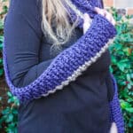 easy crochet pattern to make a Scarf with Sleeves